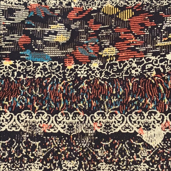 Renee C. long sleeve shift dress,abstract print - Picture 4 of 7